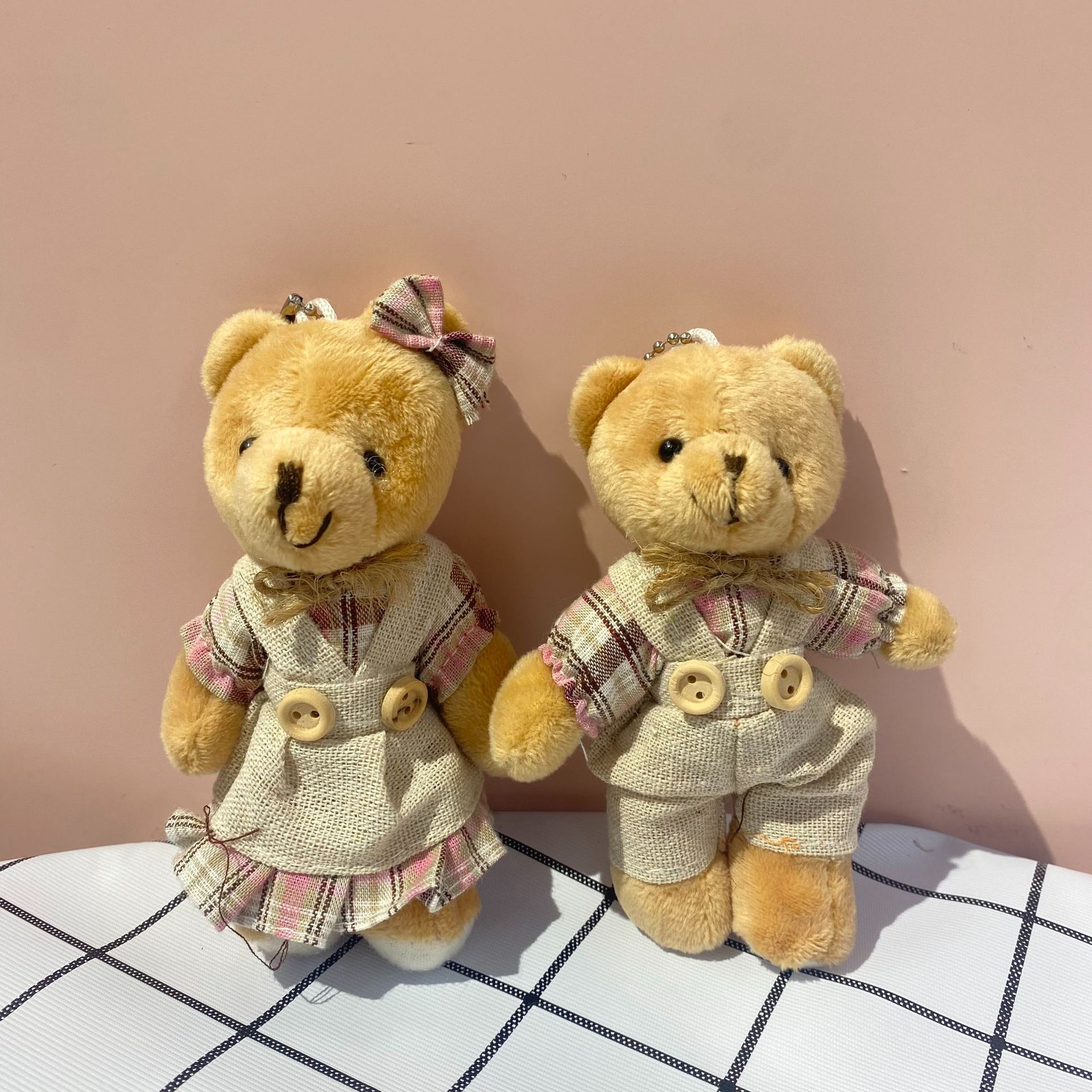 ee73bea4-7f99-4f8c-afcd-1dc285