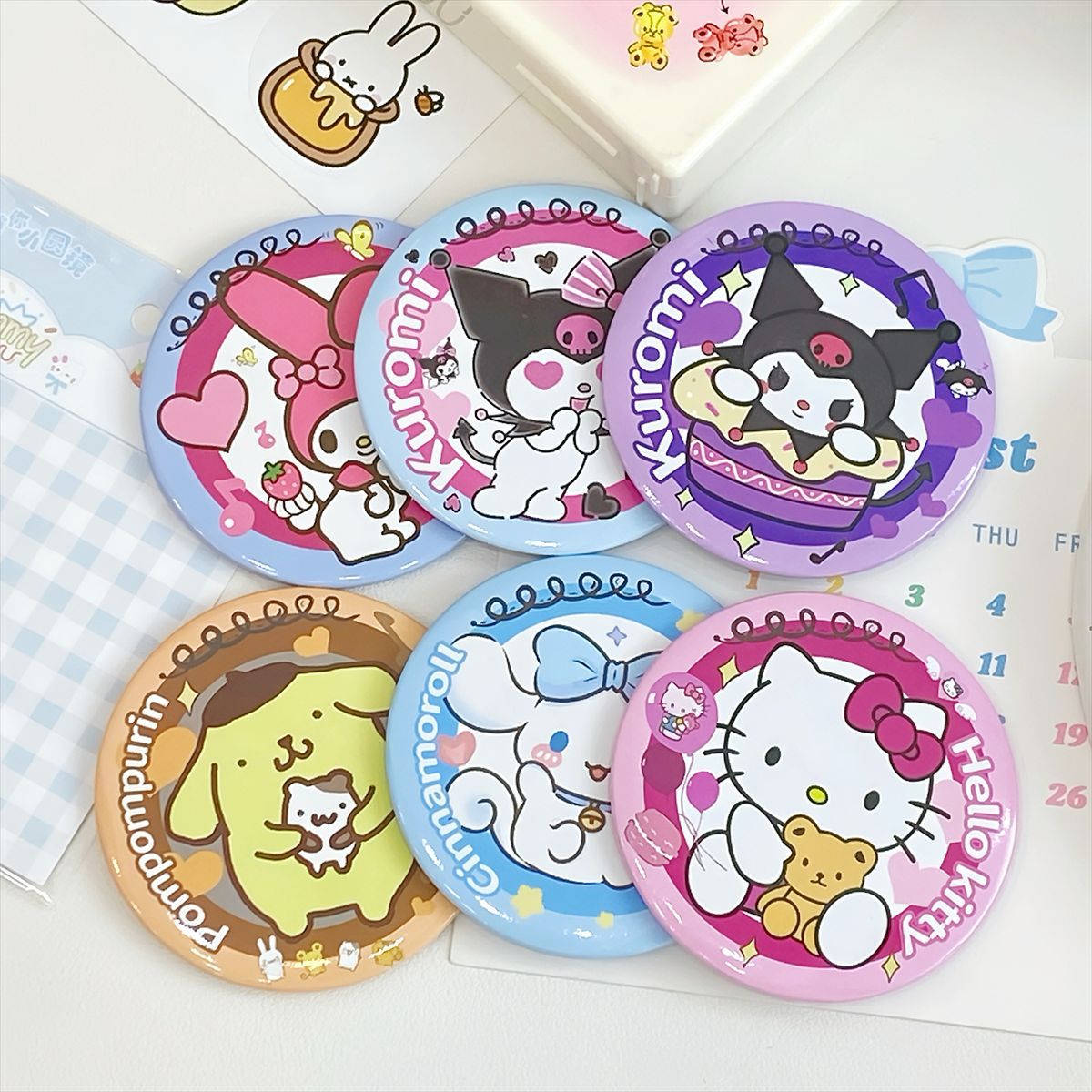 [Bolsa] dibujos animados Sanrio pequeño espejo redondo mini portátil de estaño espejo unilateral con espalda tarjeta espejo de bolsillo