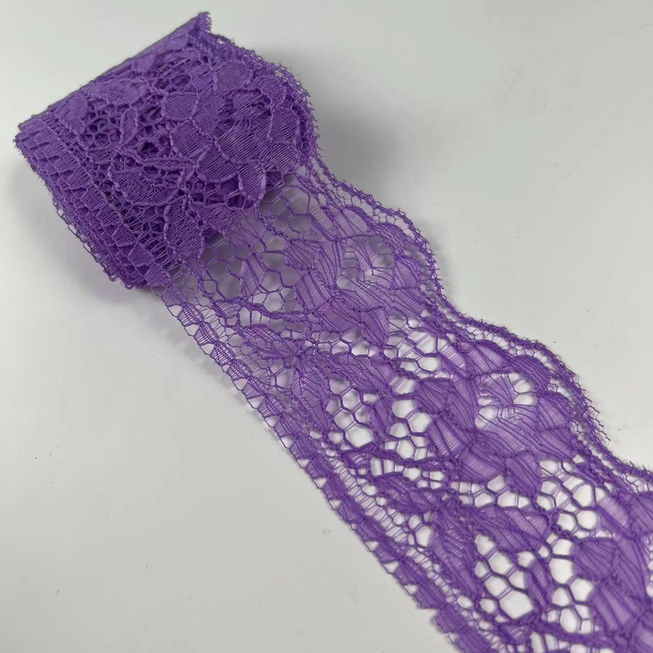 Suministro directo de fábrica 6cm encaje ropa textil para el hogar falda collar accesorios encaje color no elástico material de poliéster al por mayor