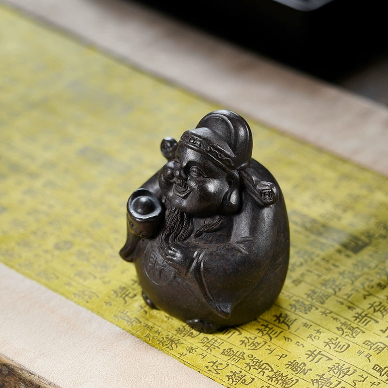 Purple sand ornaments, God of Wealth, black mud, Chinese style ornaments, tea table, small ornaments, authentic Yixing purple sand tea pet manufacturer