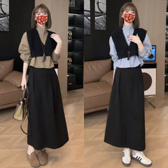 韓国の初春ファッション、年齢軽減レイヤードニットベスト、ストライプシャツ、スカートの女性用3点セットの完全なセット