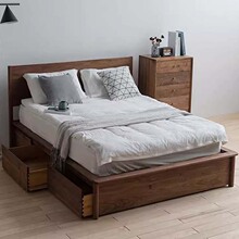 �����ں���ľ��ľ������ľ�����ϴ�����ľ�p�˴������Һ��s��