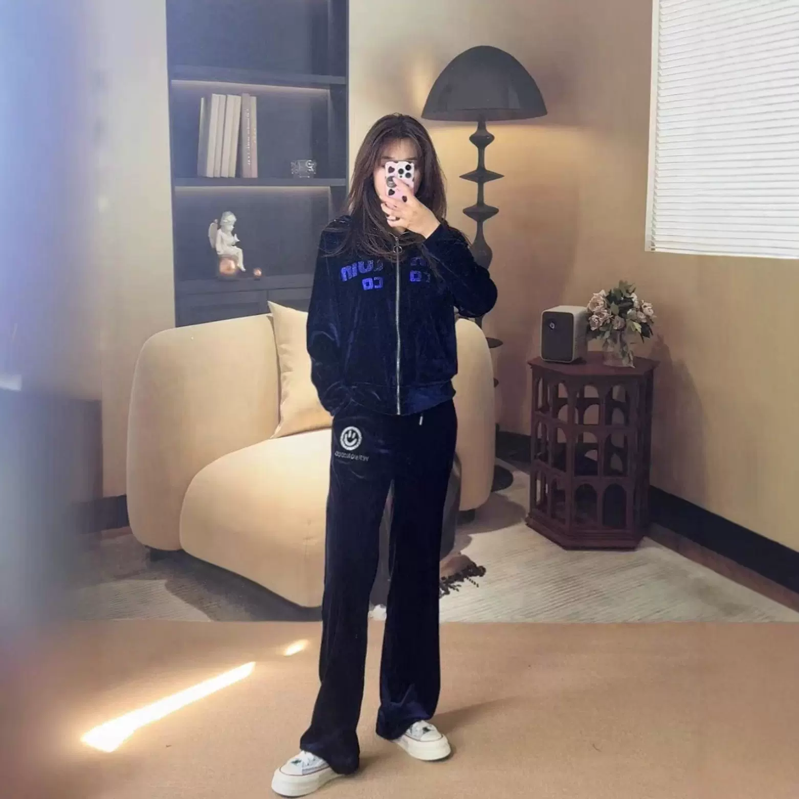 秋季连帽时尚气质显瘦休闲套装高级感拉链外套直筒阔腿裤两件套女
