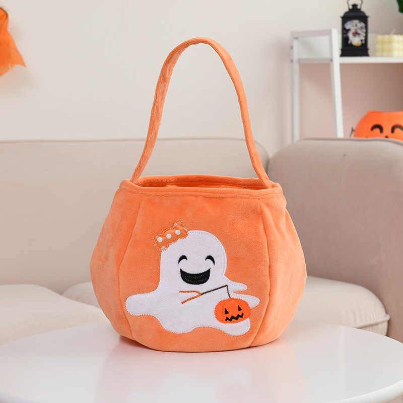 شبح أبيض