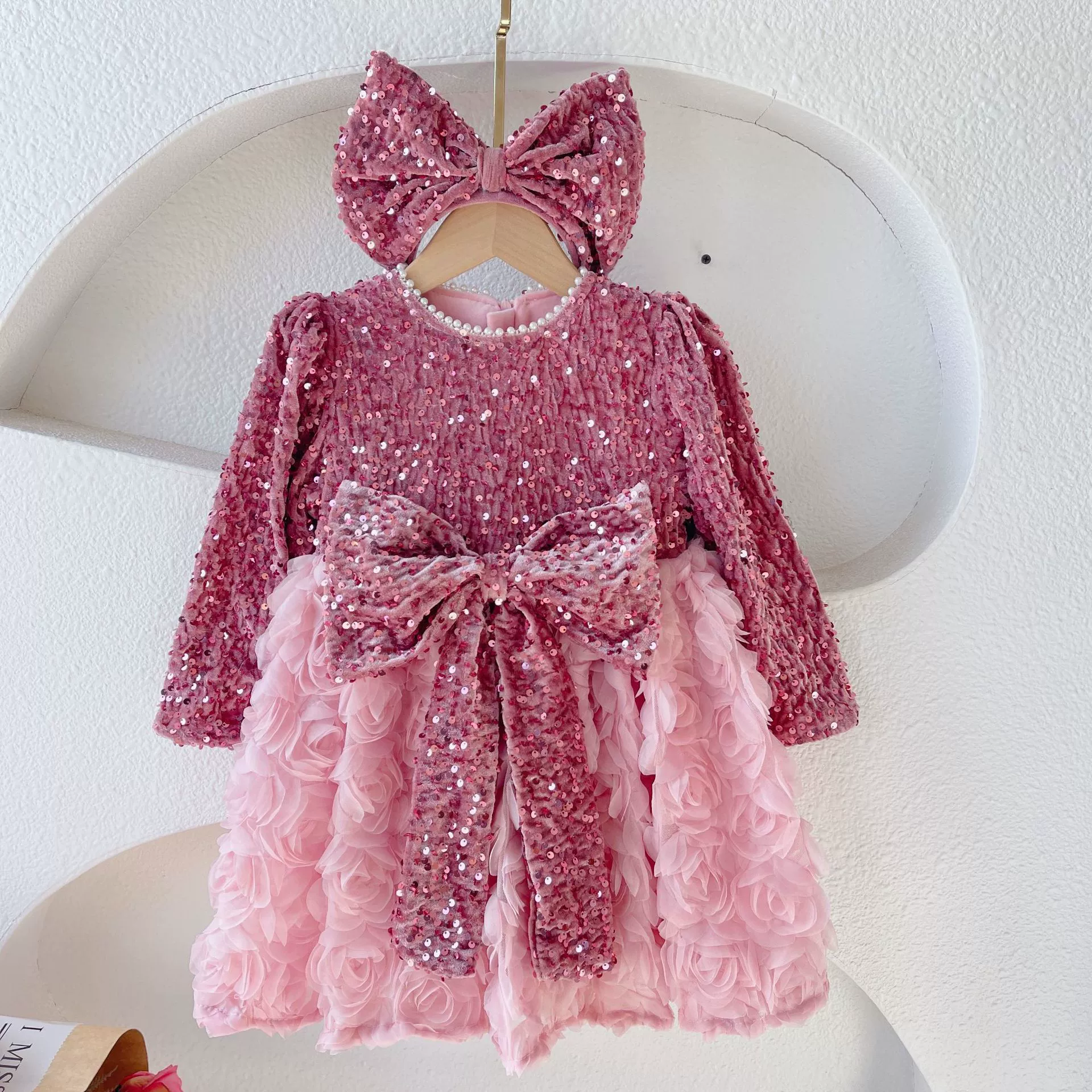 Платье для девочек на флисовой подкладке в западном стиле 2023 Зимнее детское платье-принцесса из роз, новое платье для девочек