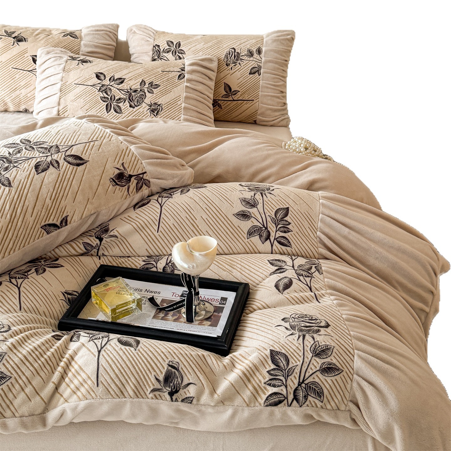 Ensemble quatre pièces style bohème vintage nordique français 2026, idéal pour l'automne et l'hiver : drap-housse, housse de couette et autres éléments en velours épais gaufré._voghion.com