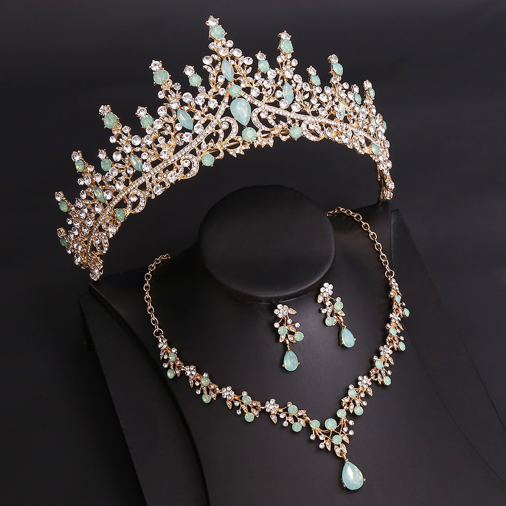 新娘项链皇冠三件套