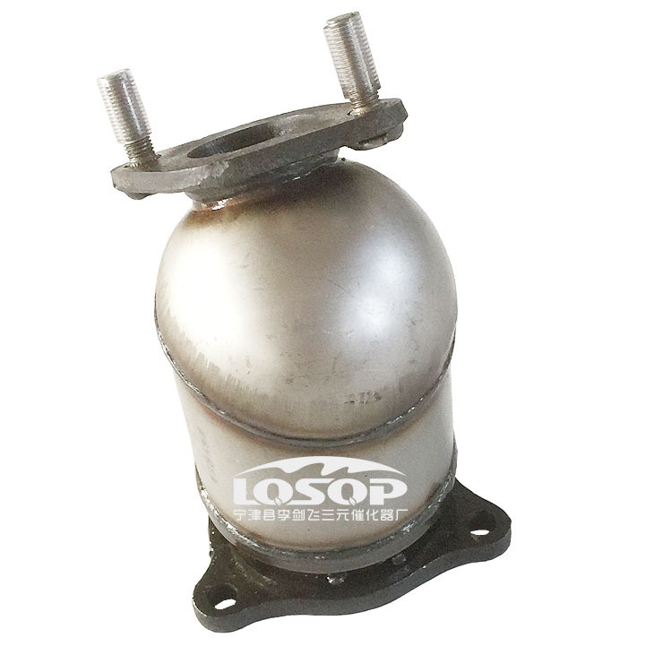 Factory direct supply for Chery Qiyun 1.5 Fengyun high standard three-way catalytic converter automobile exhaust pipe