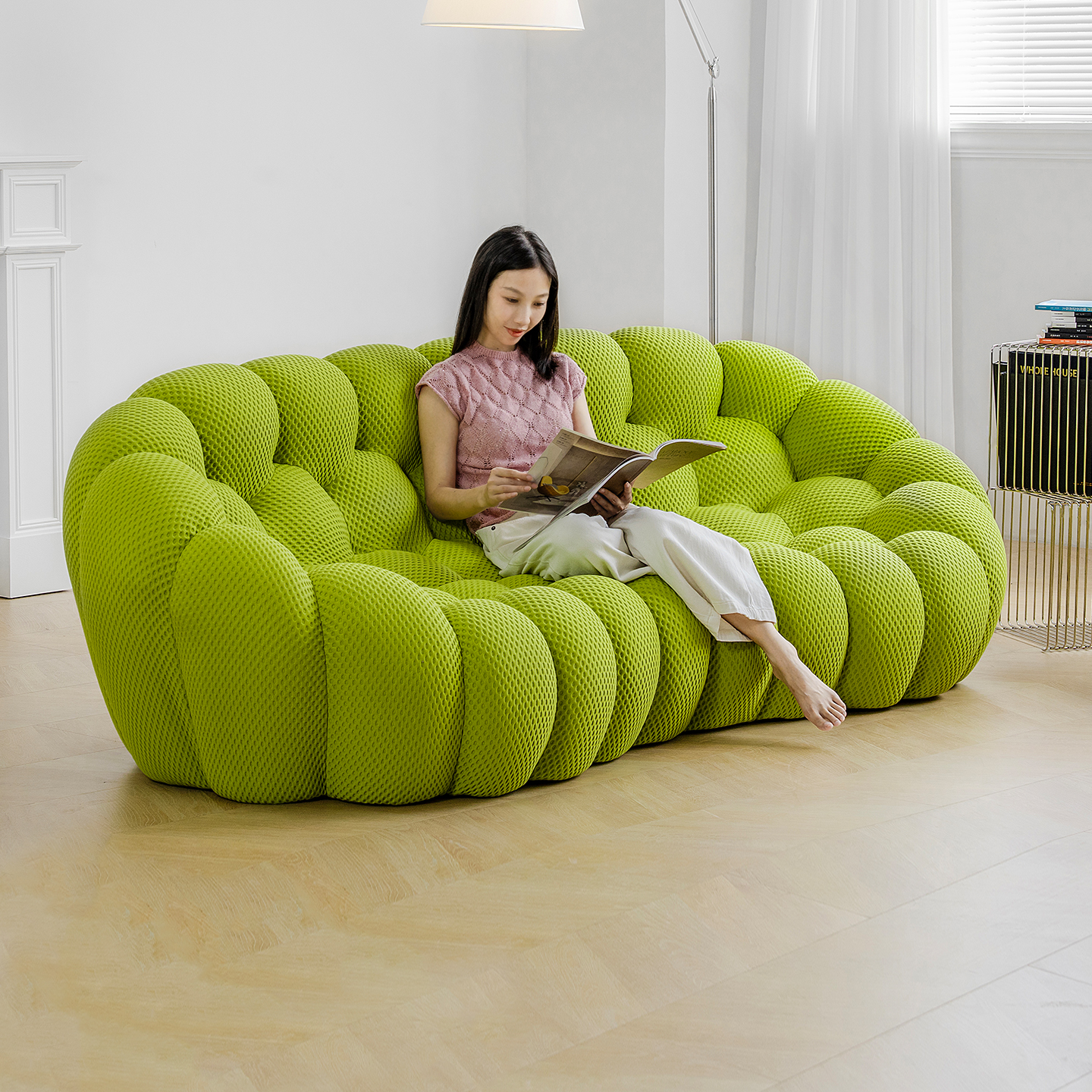 Football-Shaped Curved Sofa, Italian-Style Living Room, Small Apartment Double-Seater, Trendy Homestay Fabric Lazy Sofa, Suitable for Sleeping and Lounging