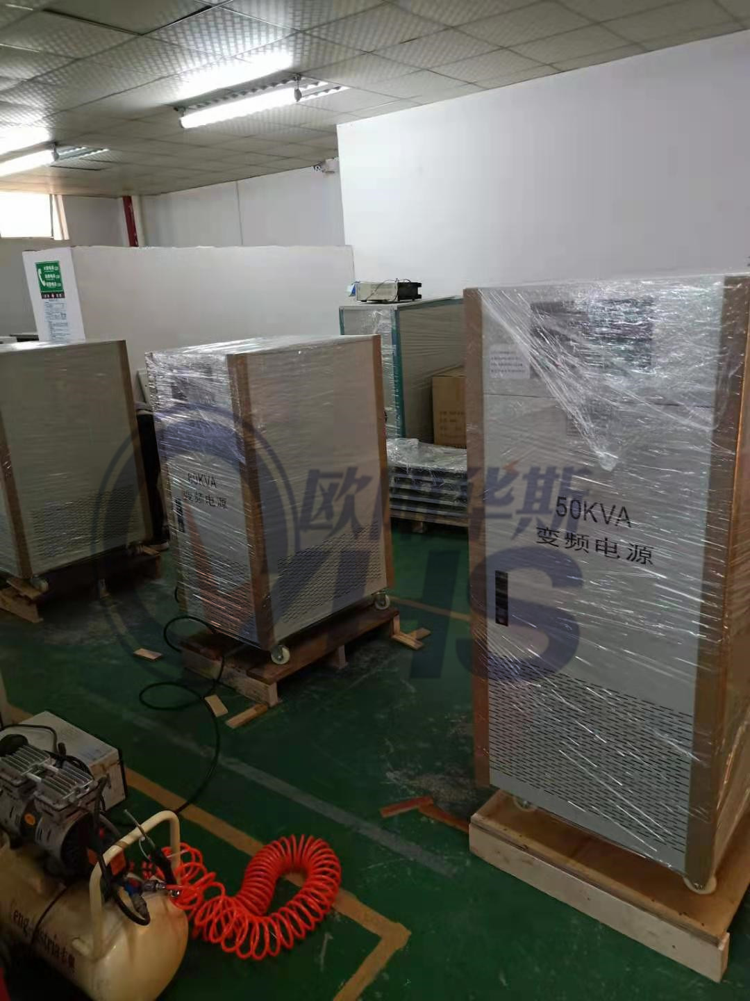 ����60KVA��Ƶ��Դ��������̨������ɽ�����豸���ң�