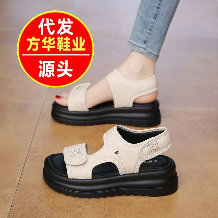 Sandalias francesas de suela suave para mujeres 2026 verano nuevo velcro casual altura de playa romana