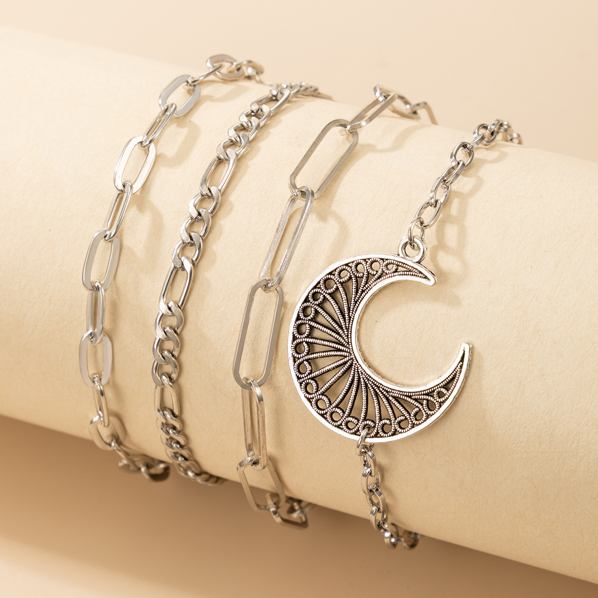 Wholesale Jewelry Retro Moon Thick Chain Bracelet 4-piece Set Nihaojewelry display picture 3