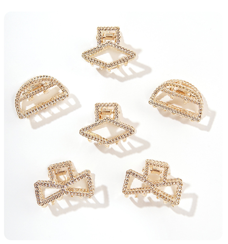 240g Weight Hair Claws Hair Accessories Type Headwear Classification Metal Material Geometric Pattern Women'S Gender Plating Design Fashion Style Fashion Retro Metal Barrettes Small Hair Grabbing Clip Women Geometric Headdress