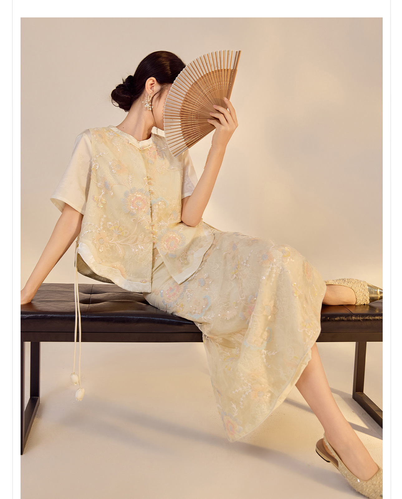 Bộ áo vest và váy nữ phong cách Trung Hoa thêu hoa văn nặng, nút tua rua ZX N5035 — Váy nửa, Áo gilê chi tiết 10