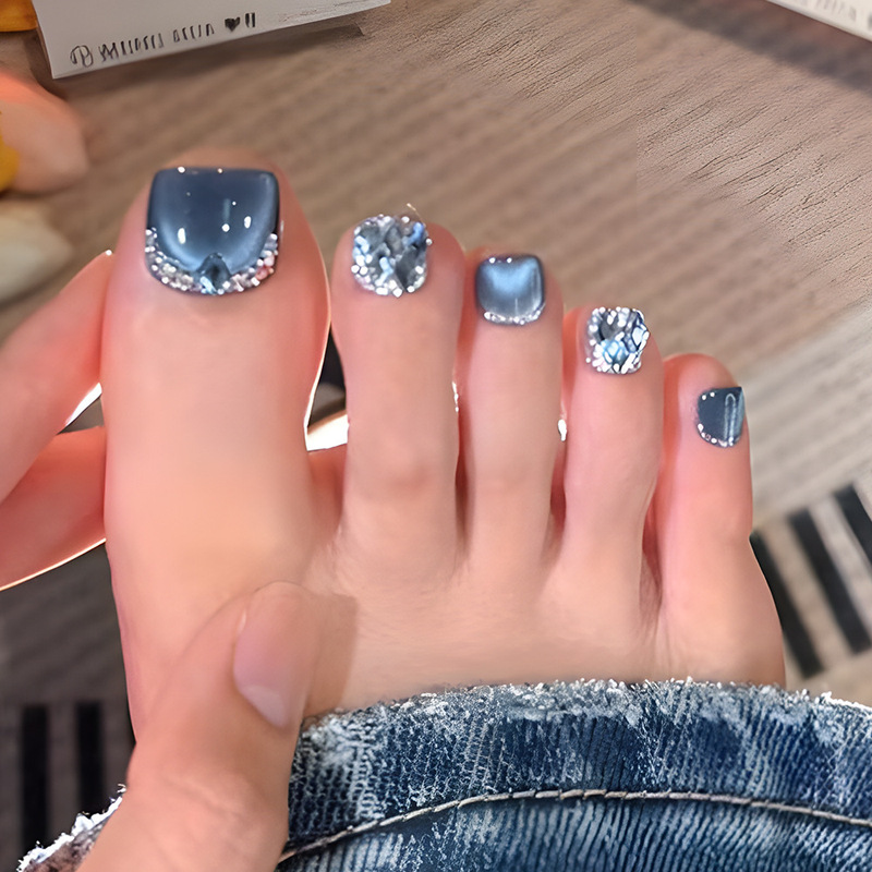 Dark Blue High-End Foot Manicure Nails, Diamond-Encrusted Cat-Eye Nail Patches, Best-Selling Flash Wearable Nails