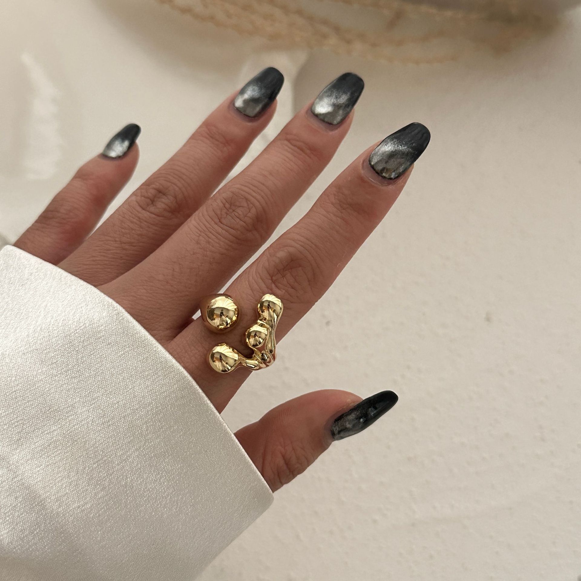 59g Weight Rings, Bracelets Classification 1 Piece Quantity Daily Occasion Alloy Material Solid Color, Butterfly Pattern Women's Gender Ring, Plating Design Exaggerated Style Exaggerated Solid Color Butterfly Alloy Ring Plating Women's Rings Bracelets 28