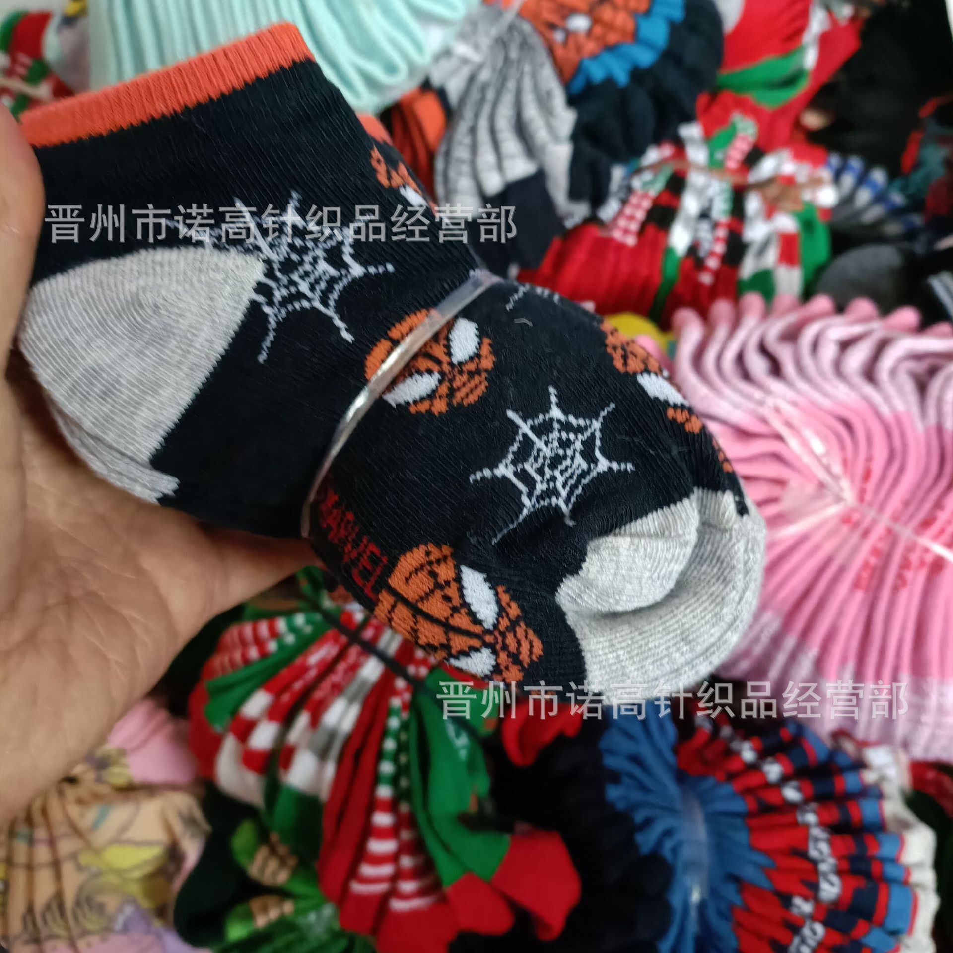 Calcetines al por mayor de los niños calcetines de paraíso de los niños baratos cuatro estaciones calcetines de barco comercio exterior exportación patrón de dibujos animados pequeño regalo