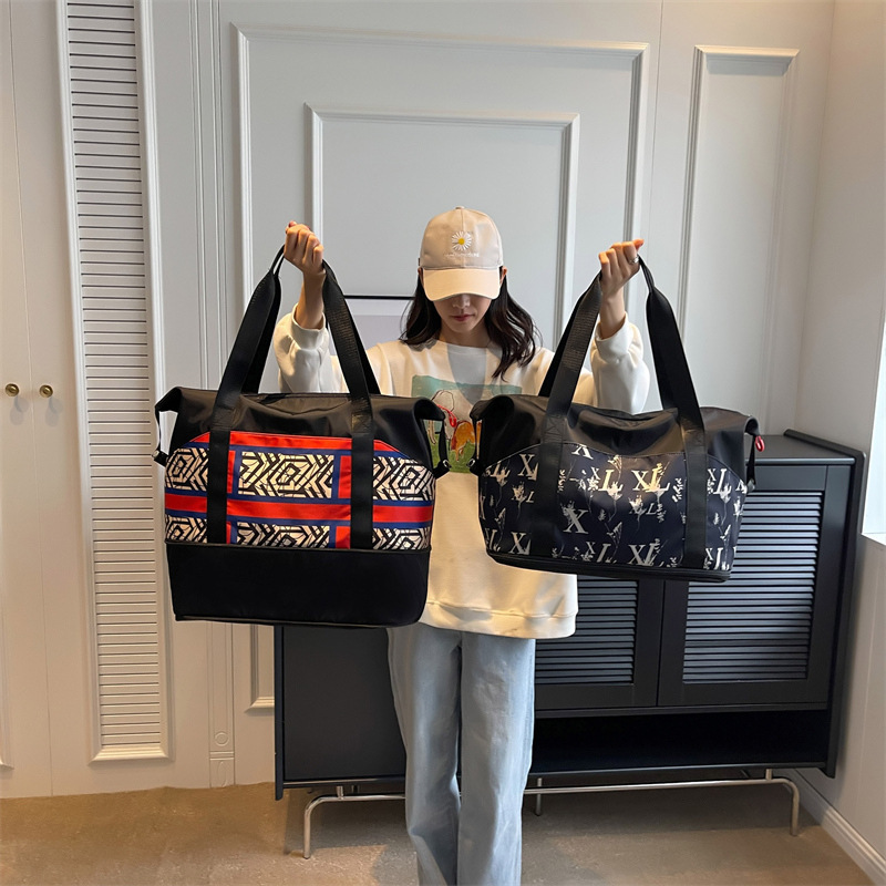 Travel Bag Large Capacity Yoga Fitness Bag Large Capacity Business Trip Storage Training Bag Portable Accommodation Luggage Bag Wholesale