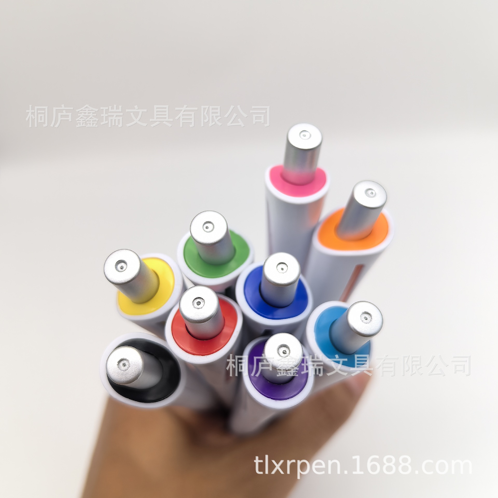 Presione el bolígrafo de plástico esmerilado, el antiguo bolígrafo publicitario, el estilo de color es novedoso, el logotipo imprimible, el bolígrafo publicitario