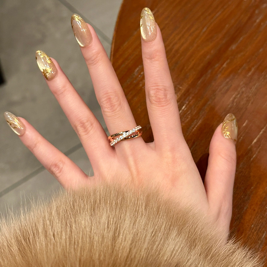 Light Luxury Elegant Three-Circle Cross Inlaid Diamond Niche Design Fashion Personality Open Finger Ring For Women_voghion.com