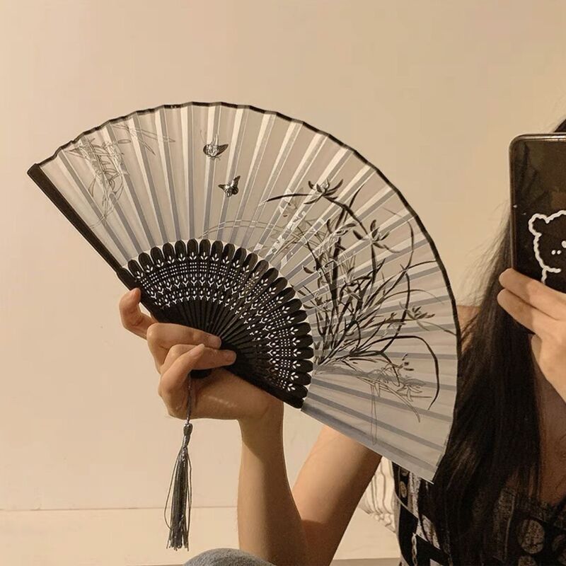 中国風の小さな扇子を持ち運べる古代スタイルの漢服馬の顔スカート古代衣装ダンス黒扇子女性のための|undefined