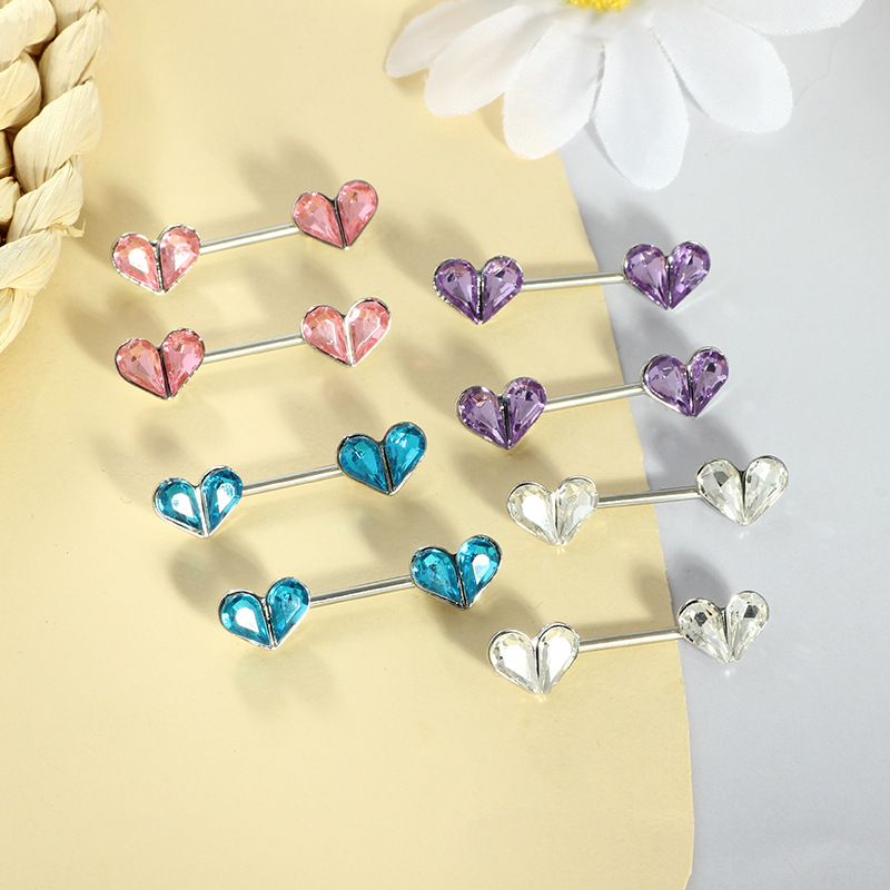 16G labret stud size and finish detail