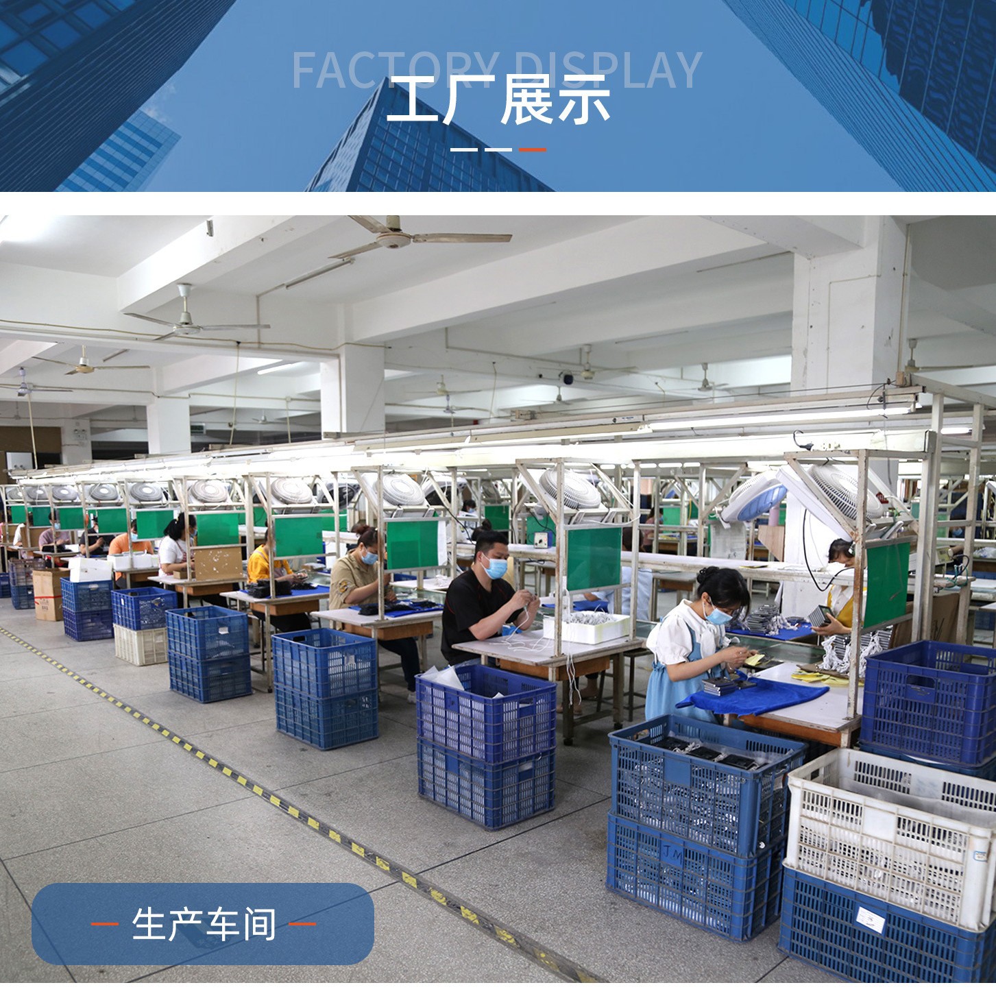 Reloj de pared digital moderno con pantalla digital para dormitorio, sala de estar o estudio, versión china, con control táctil, luminoso y con alarma.