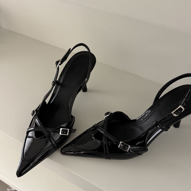 Women's 2024 stiletto sandals with high heels, pointed toe, back strap, new style, spring/summer retro high-heeled shoes