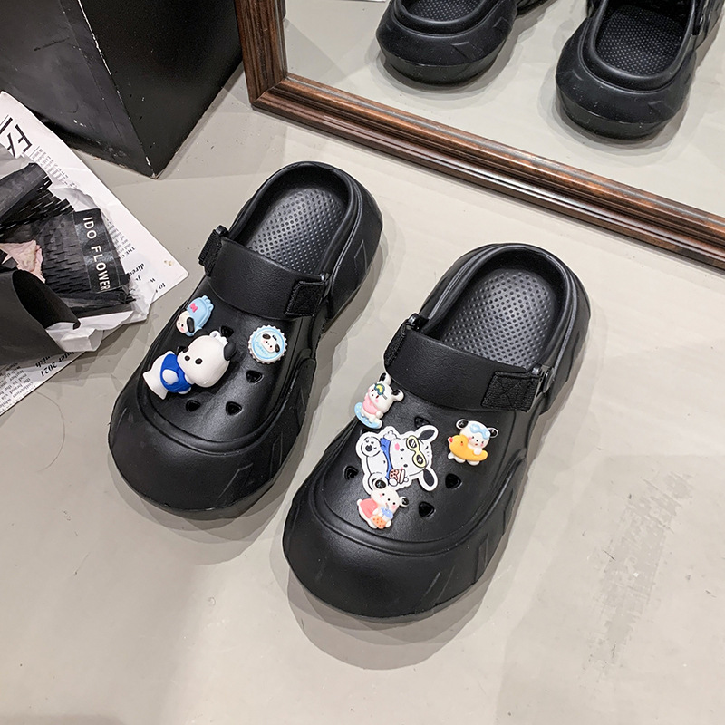 Nuevos zapatos con agujeros, accesorios de bricolaje, zapatos superiores de dibujos animados tridimensionales, decoración de flores, suela gruesa EVA, zapatillas de Baotou antideslizantes y resistentes al desgaste