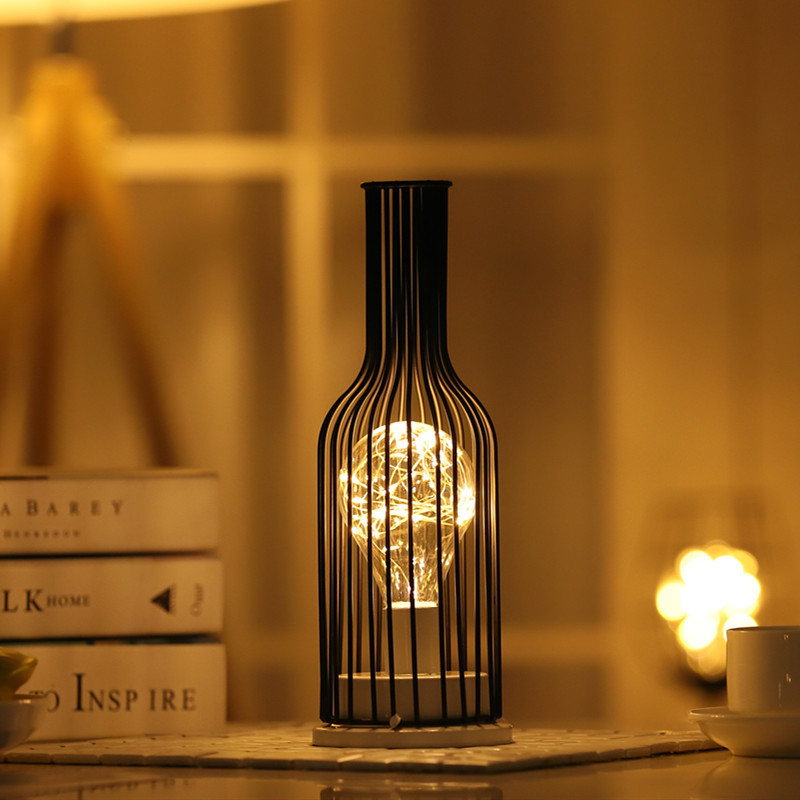 Nuevas linternas nocturnas transfronterizas del corazón de la niña llevaron lámparas nocturnas de hierro forjado copa de vino botella de vino regalo lámpara decorativa