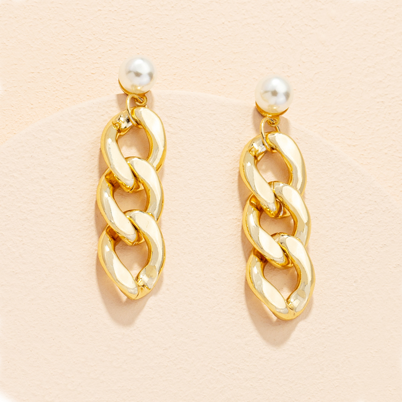 Fashion Chain Retro Pearl Earrings display picture 6