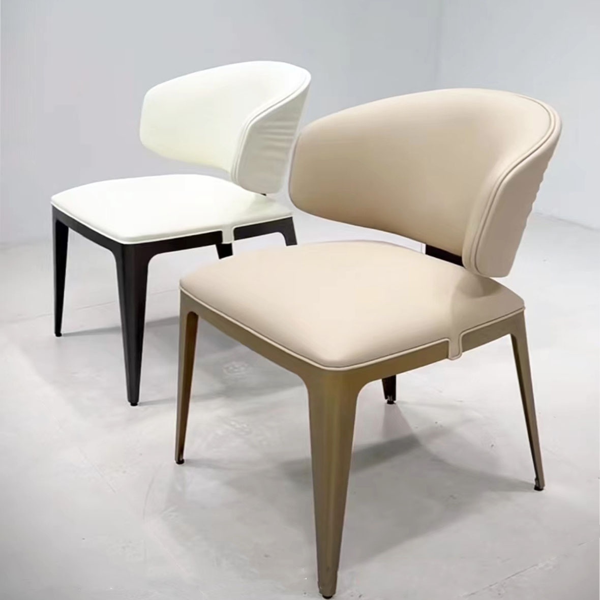 Corrugated Chair Italian Light Luxury Leather Art Home Dining Chair High-end Restaurant Designer Backrest Chair Hotel Negotiation Chair