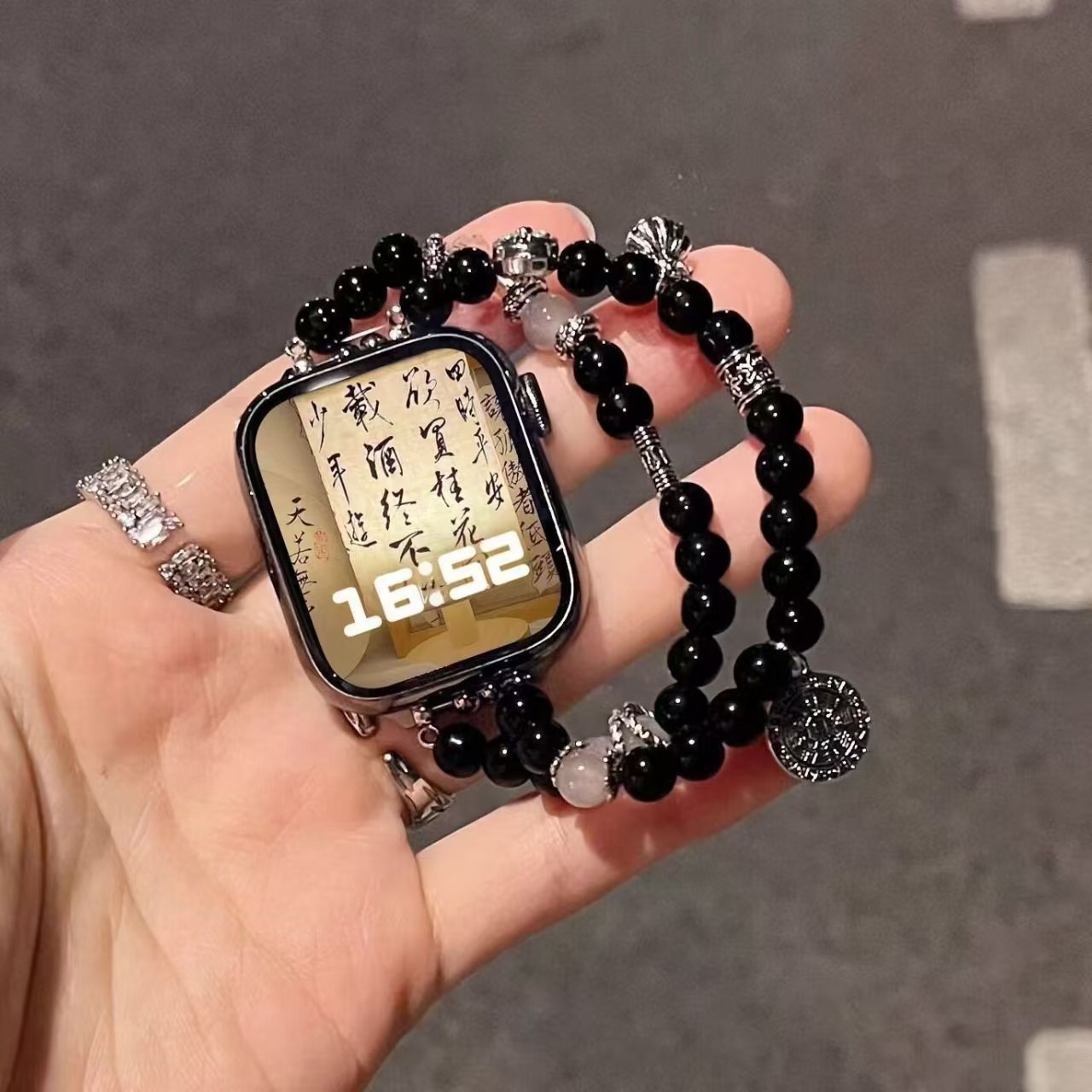 Chinese-style black and white mountain ghost flower glass beaded watch strap suitable for Apple Watch S10, Xiaomi and Huawei wristbands