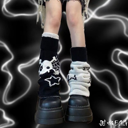 Autumn and winter Japanese style hot girl star skull element leg cover subculture y2k slimming student pile socks two-way