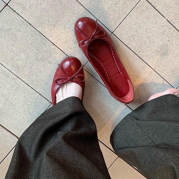 Grape Mom's New Autum Oil-Waxed Soft Leather Ballet Shoes with Bowknot Shallow Mouth and Non-Tiring Feet Flats Shoes for Women