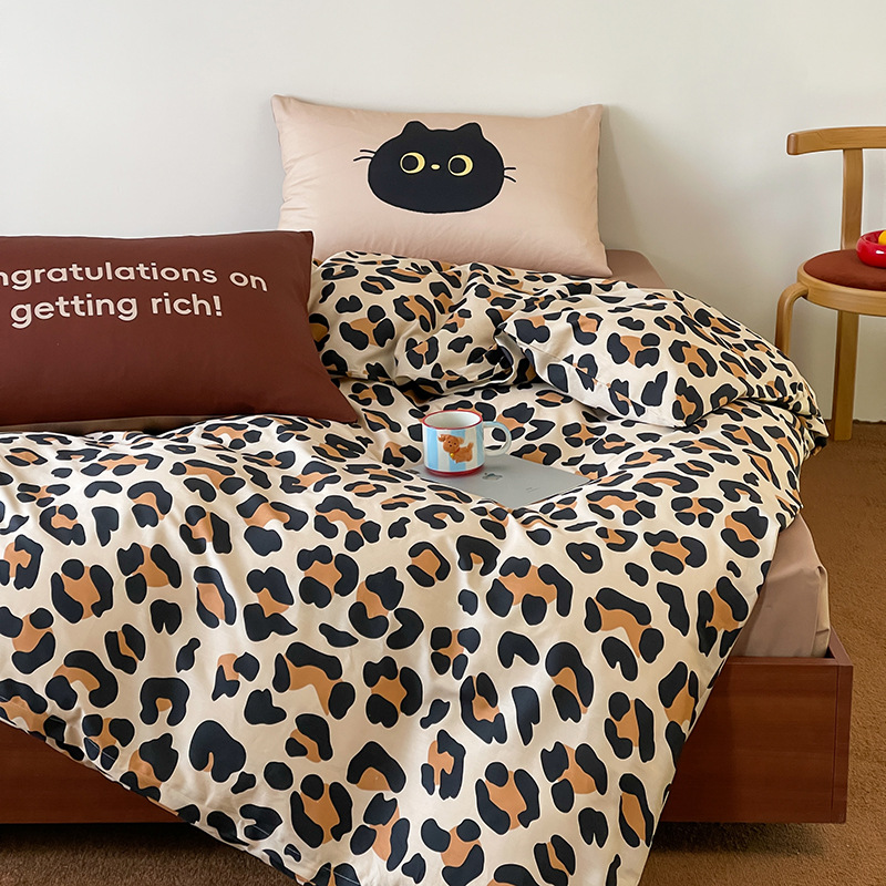 Cartoon Cotton Four-piece Bedding Set Cute Korean Style Bed Set_voghion.com