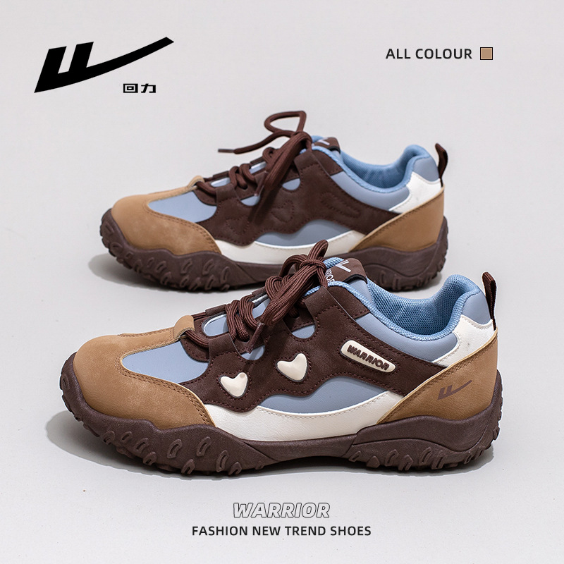 Zapatos casuales retro retro de color de otoño nuevos productos de moda, zapatos de entrenamiento alemán, dulces zapatos de alto valor para estudiantes