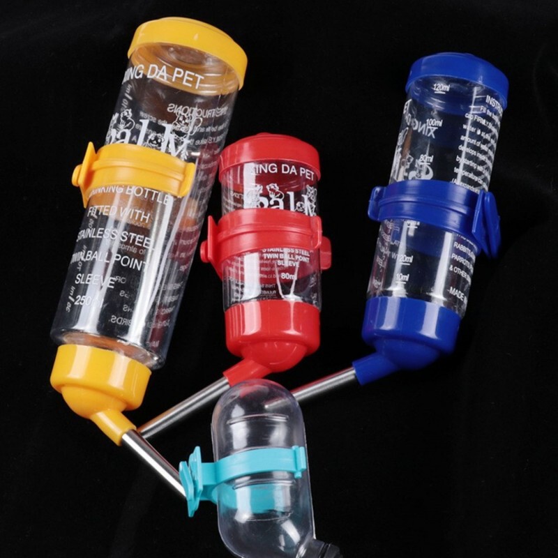 ハムスターの水飲み器はケージの水飲み器をかけることができます。|undefined
