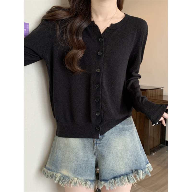 (2개) 2024 니트 카디건 여자 가을과 겨울 새로운 한국식 V 넥 올매치 슬림 핏 짧은 소형 외부 스웨터 코트 탑