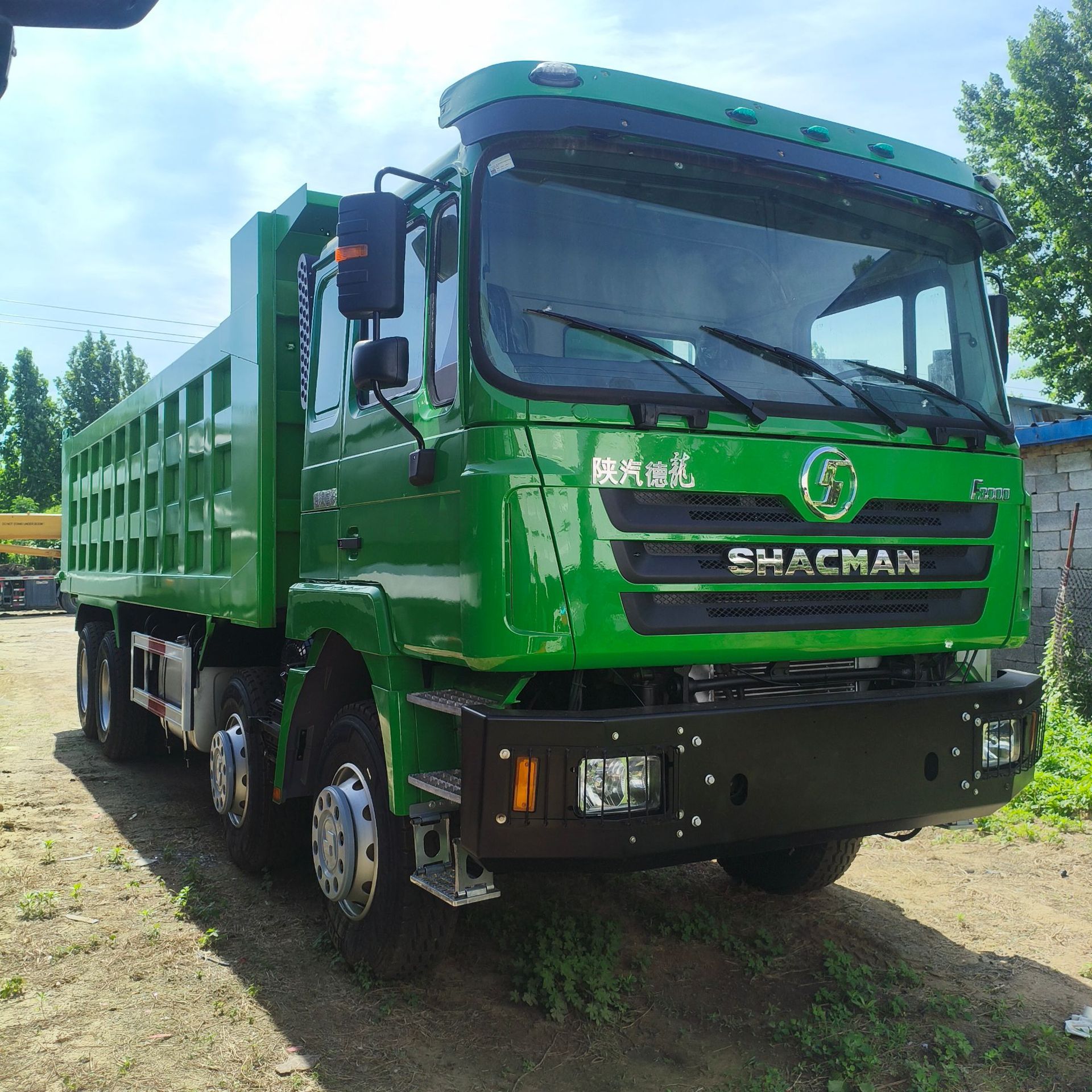 Used Dump Truck for Export, Shaanxi Automobile Delong F3000 6X4 Rear Eight-Wheel Dump Truck with Weichai Engine