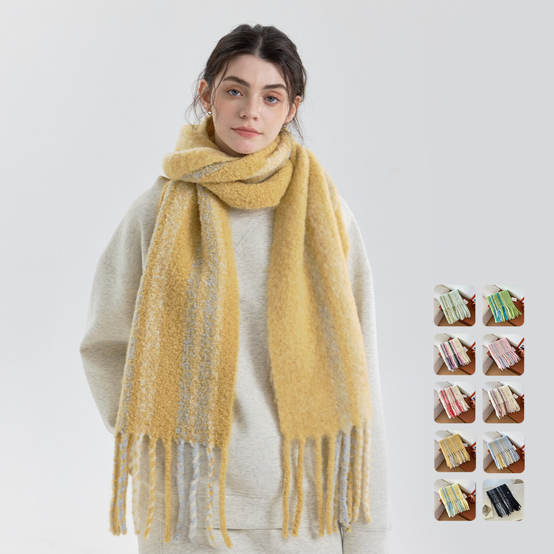 Niche Korean-style striped 60% wool scarf for women, thickened and warm for autumn and winter, with fringed edges, creating a stylish atmosphere Niche Korean-style striped 60% wool scarf for women, thickened and warm for autumn and winter, with fringed edges, creating a stylish atmosphere