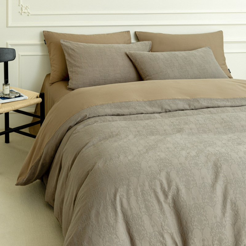 Cama de algodón de lana larga de Xinjiang de clase A de grado materno y infantil, cuatro piezas, 100% algodón único, 60 s, algodón teñido Jacquard, cubierta