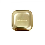 Четырехцветная палитра теней для век Kakashow Crystal — это прозрачные, нежные и пигментированные, перламутровые матовые, с тонким мерцанием и атмосферным трансграничным косметическим макияжем.