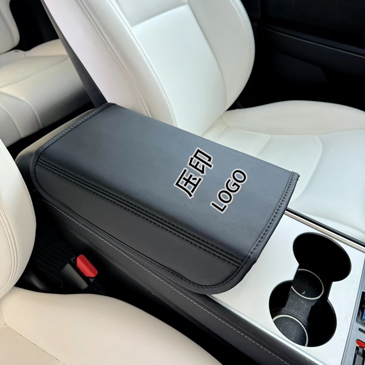 Suitable for Tesla model3/Y Armrest Box Pad Car Central Control Leather Armrest Gloves Fur Car Protective Pad