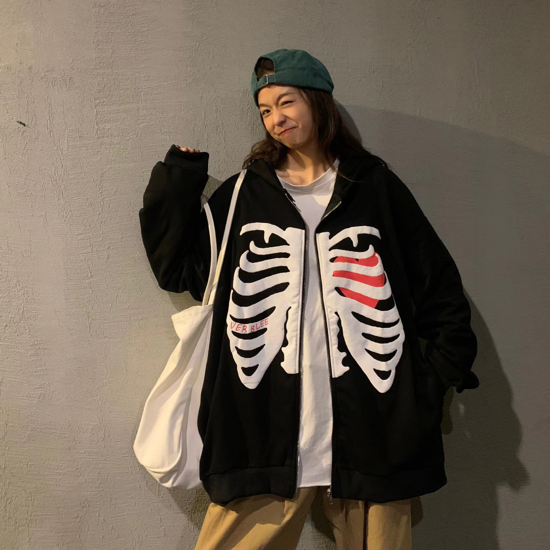 2023 New Cardigan Sweatshirt Side Pocket Skull Chest Bone Print Spring Autumn Fleece Hoodie Jacket_voghion.com
