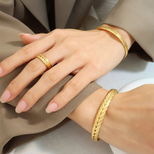 欧美不掉色开口设计麦穗手镯个性戒指钛钢镀金首饰套装 Z192-A150