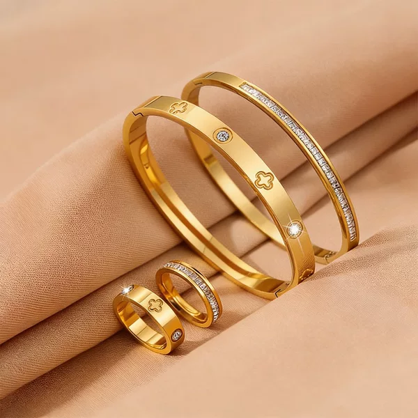 Amazon's Popular Four-Piece Set of Stainless Steel Light Luxury High-End Non-Fading Bracelets with Clasp and Four-Leaf Clover Design, Korean Style