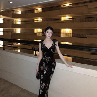 �����＾�¿���Ƭ�̽�����ʽ�������������@�ݰ��κ�ɫ�z�q�B��ȹ