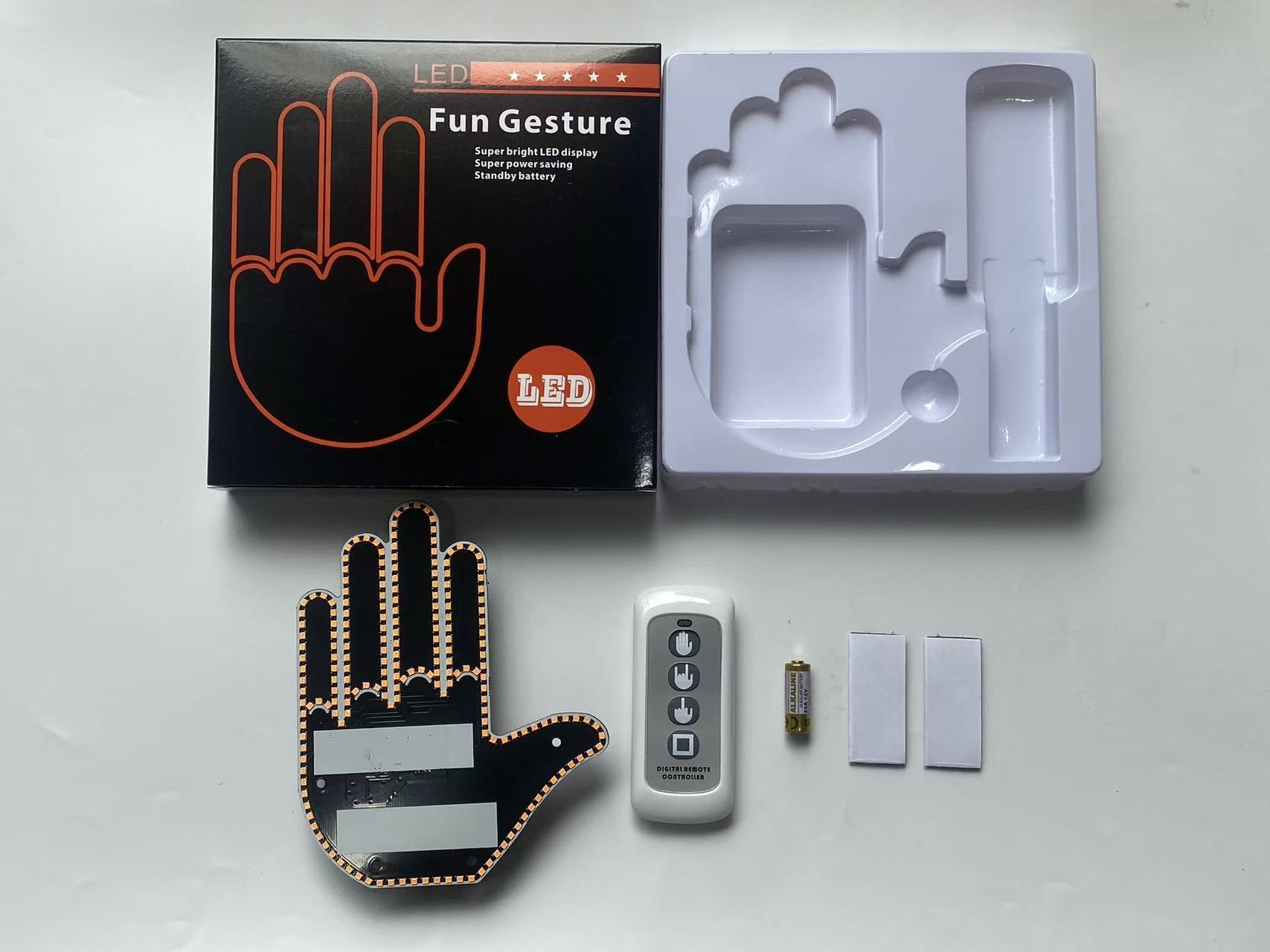Men's gesture light