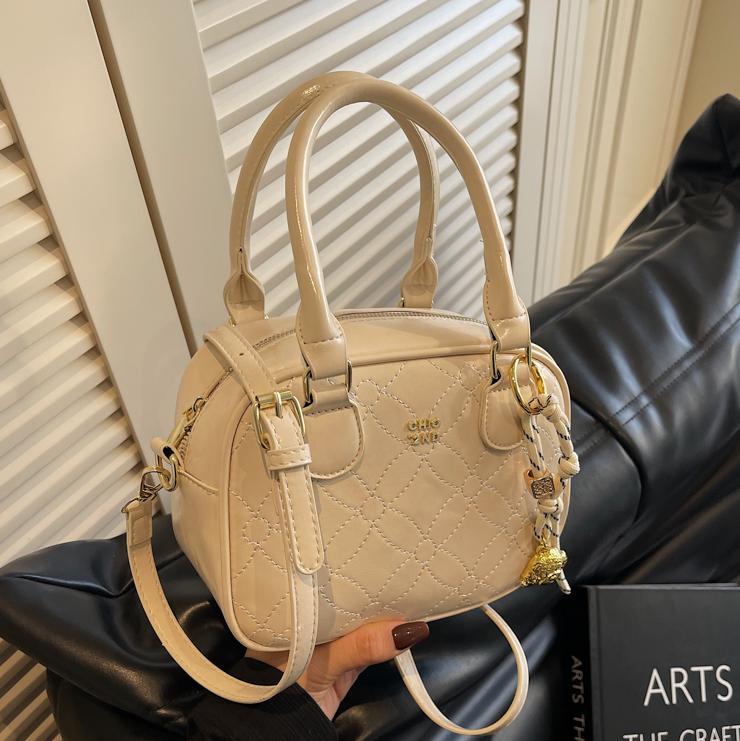 Este año, la popular explosión de bolsos de mano para mujeres 2025, nueva moda universal, bolsos de hombro, bolsos de béisbol de moda de textura